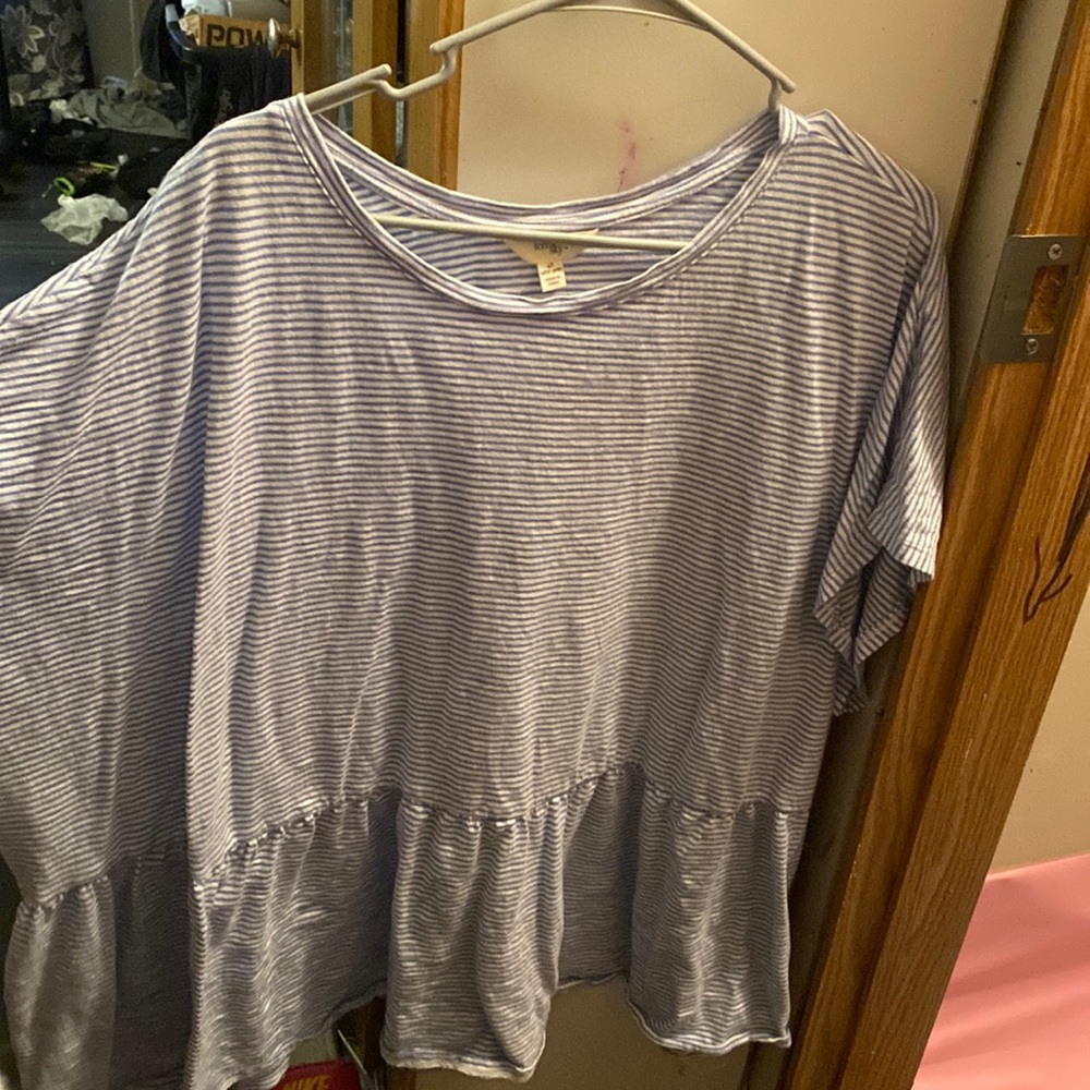Women’s short sleeves
